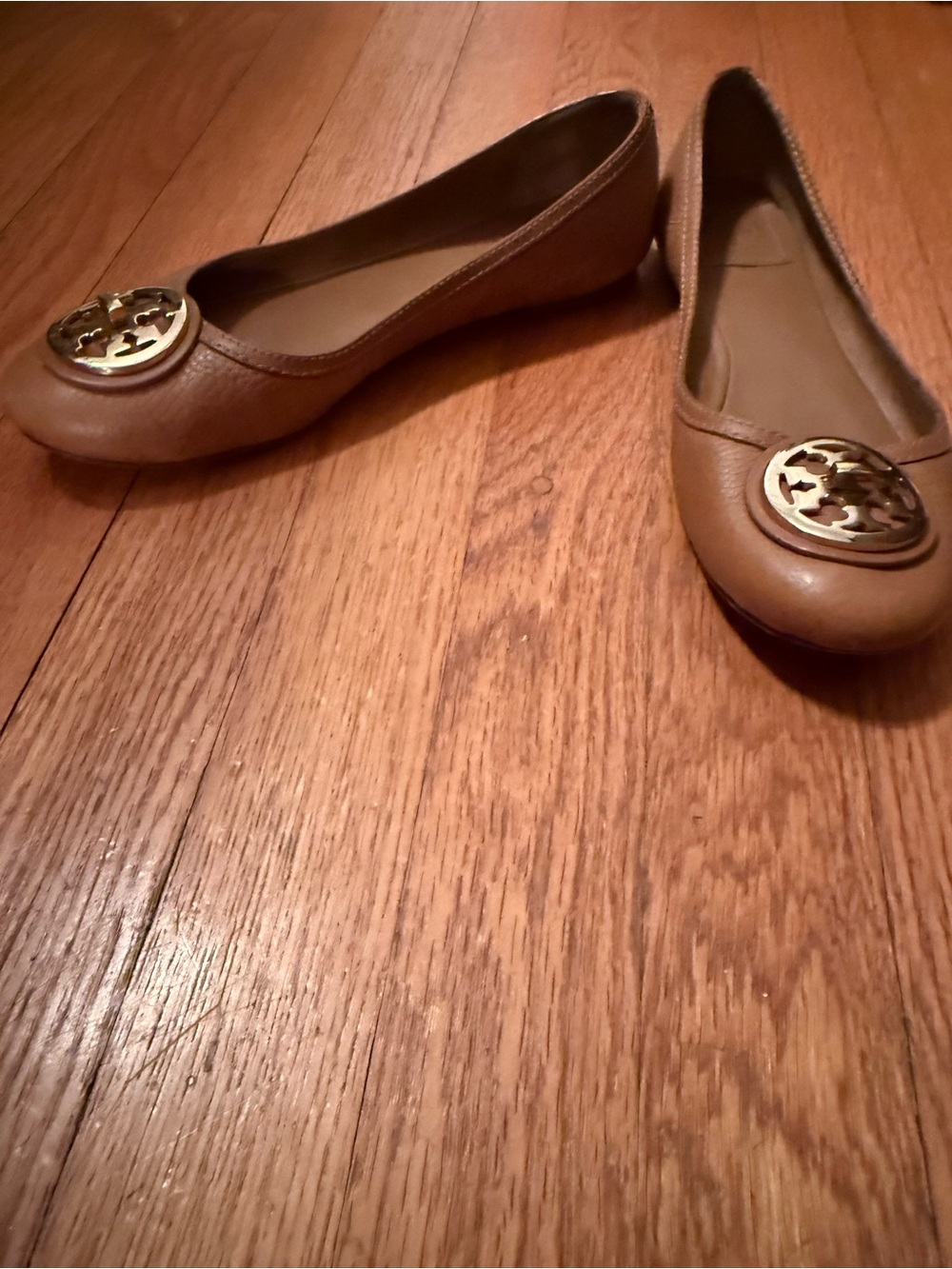 Tory Burch Marion tan pebbled leather flats
